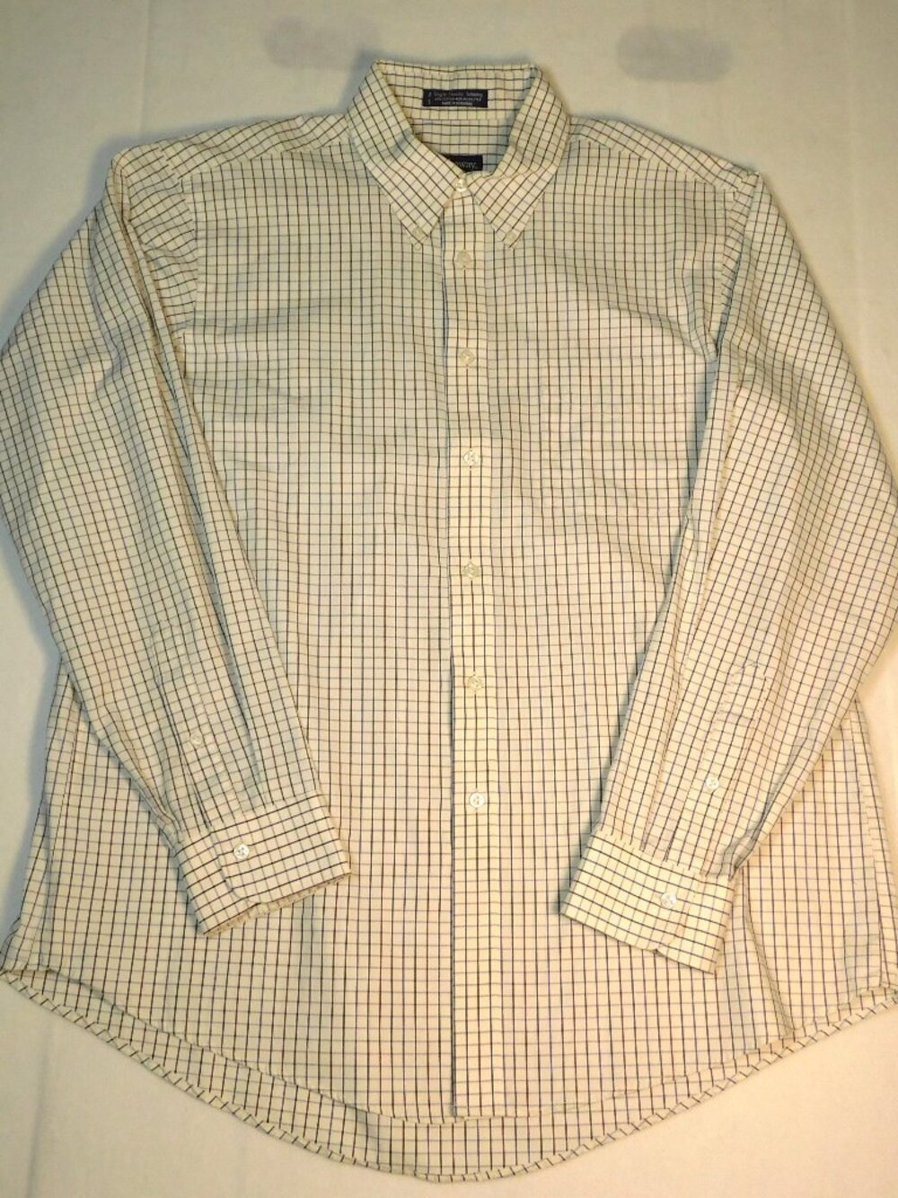 Hathaway Men's XL (17-35) White /Blue / Red Check Button -Down Long Sleeve Shirt